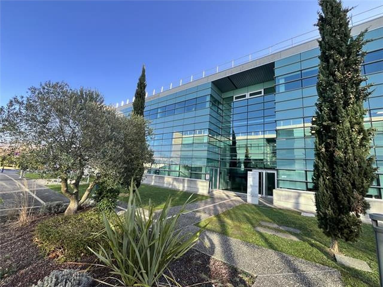 Nous vous proposons des bureaux à la location dan