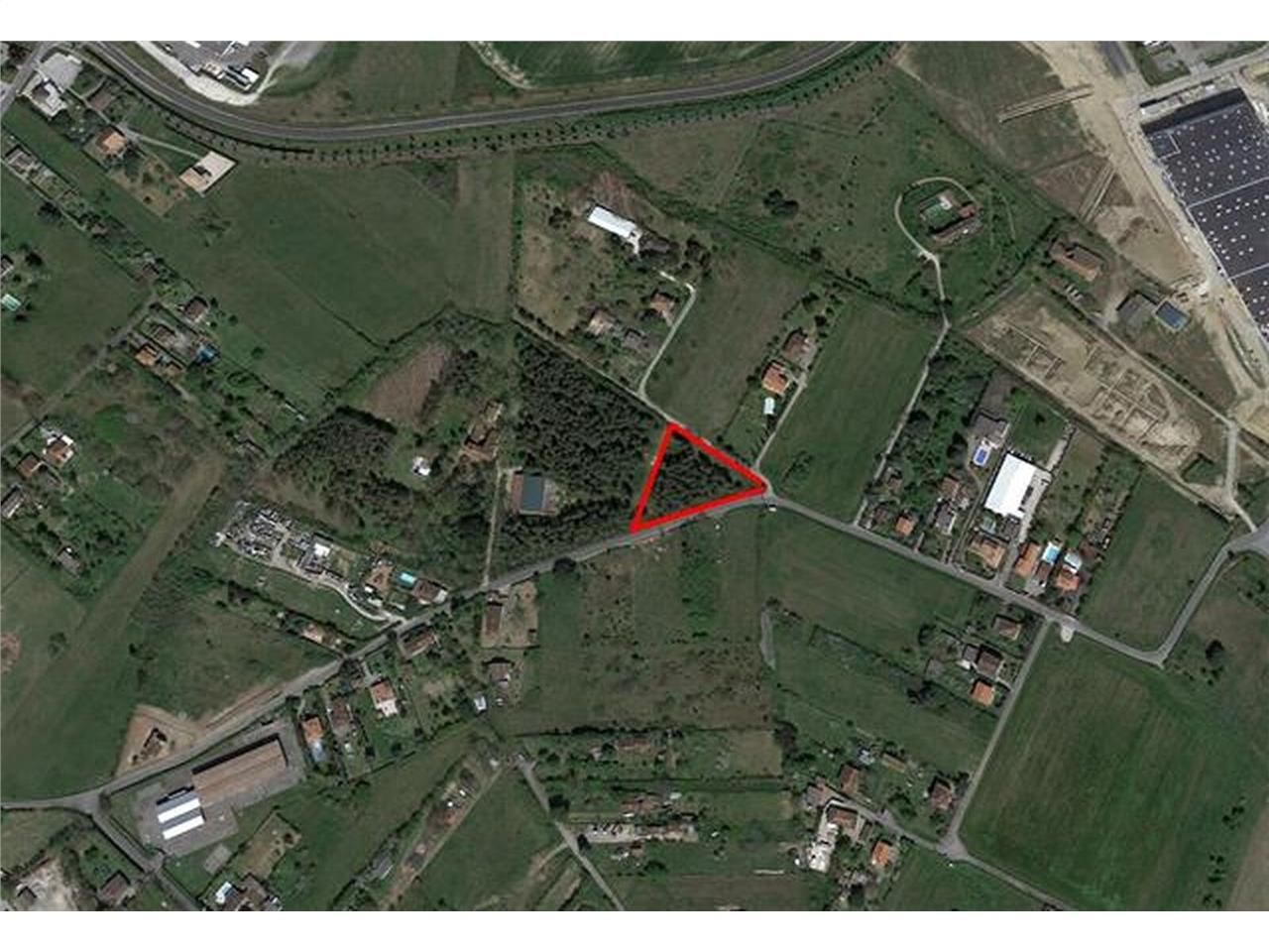 Terrain industriel à vendre, au nord-ouest de Tou