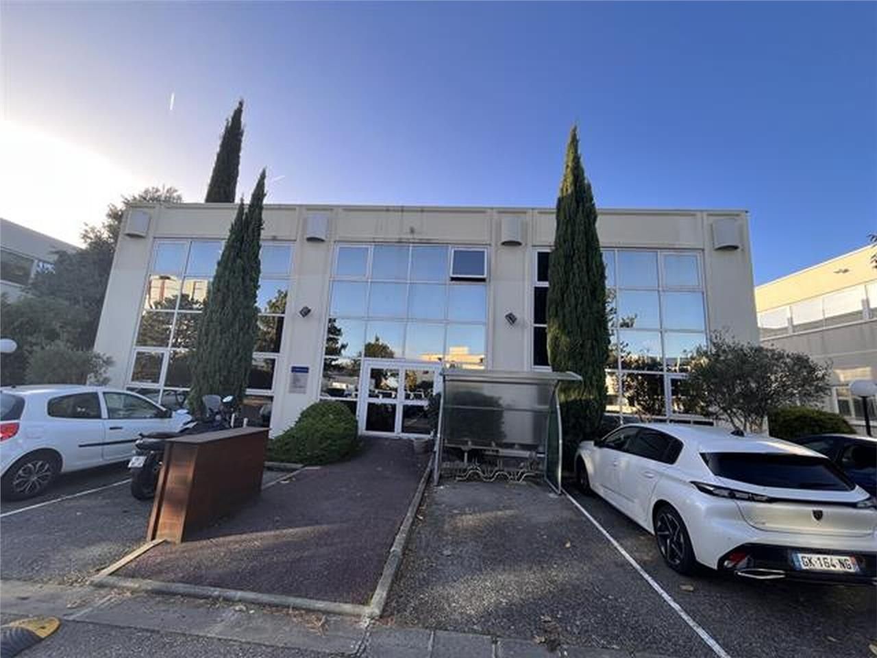 Surface de bureaux à louer dans un immeuble idéal