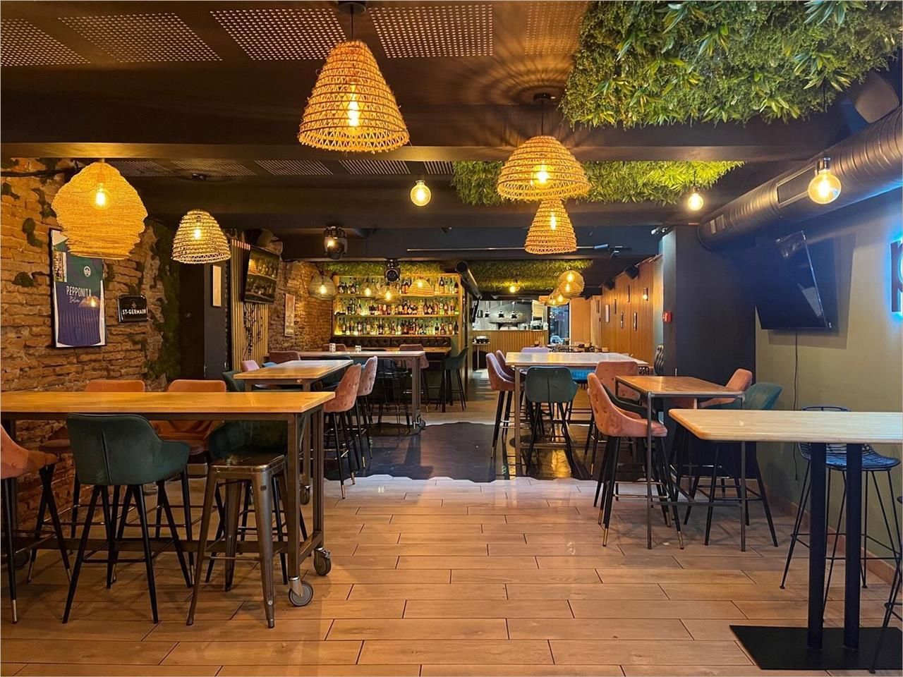 Restaurant à céder au coeur du quartier ST CYPRIE