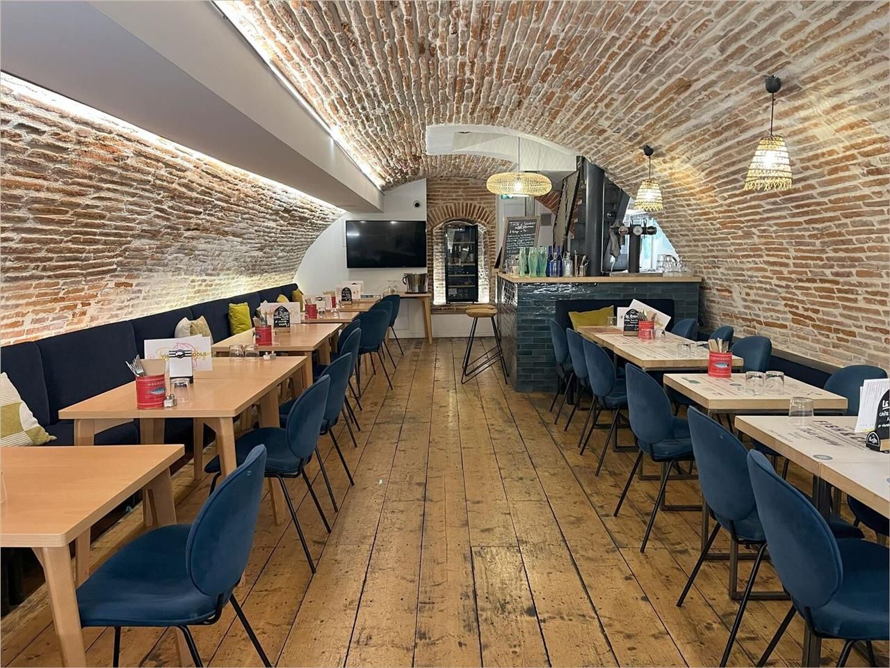 Local commercial à céder au coeur du quartier des