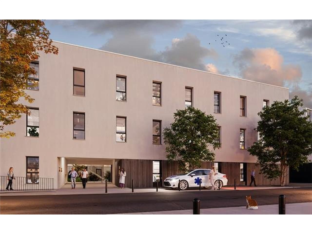 Local professionel à la vente, au coeur du quarti