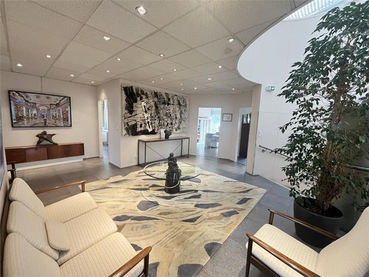 Surface de bureaux de bon standing à louer, idéal