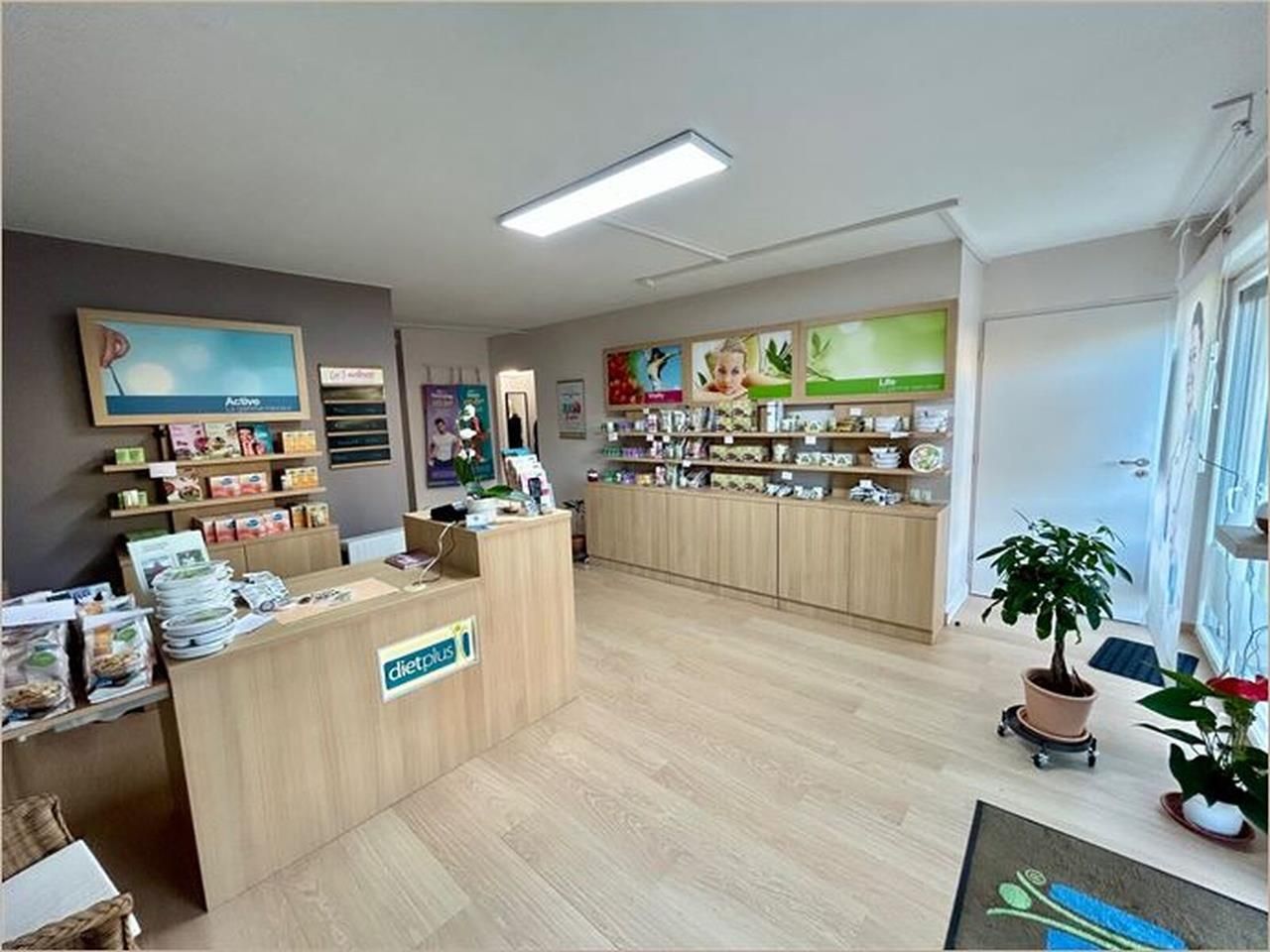 Local commercial disponible sur un axe passant, d