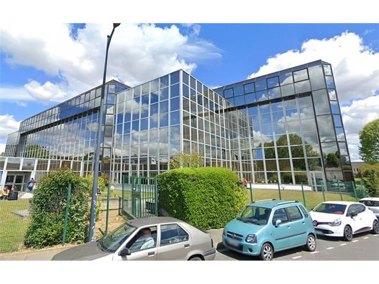 Bureaux rénovés disponibles en location au sein d
