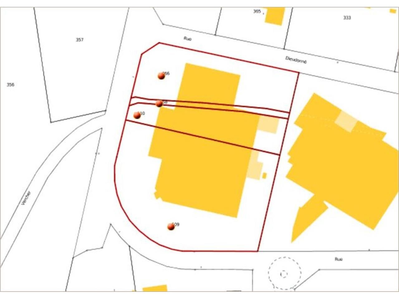 Bâtiment industriel à vendre, idéalement situé au