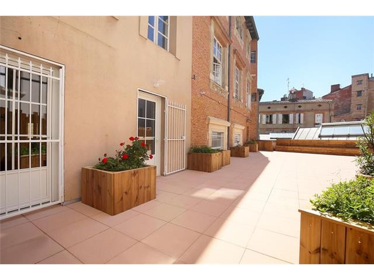 - A LOUER -  Surface de bureaux de très bon stand