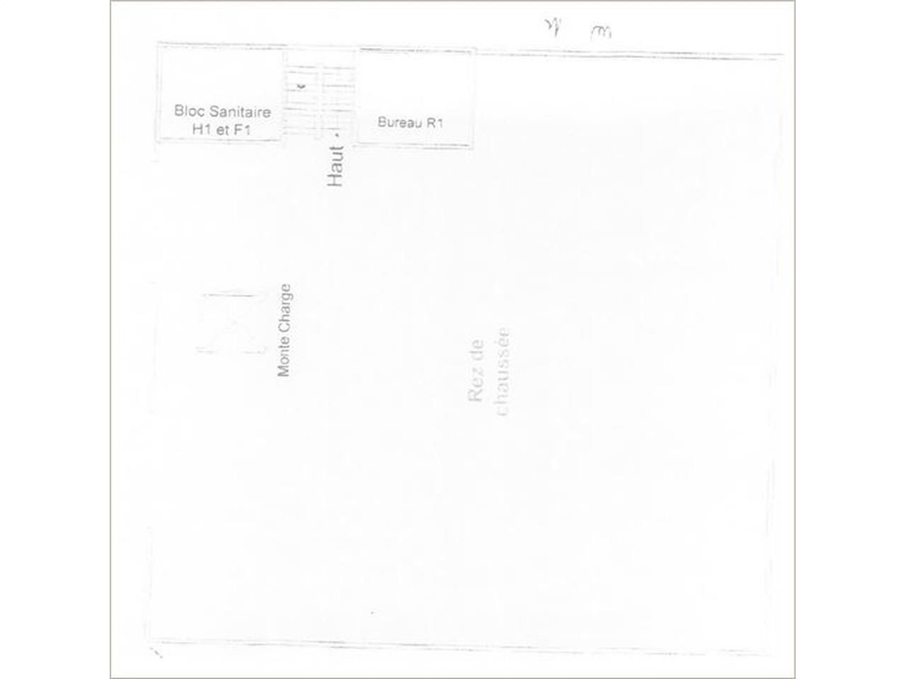 Bâtiment d'activités à vendre, idéalement situé a