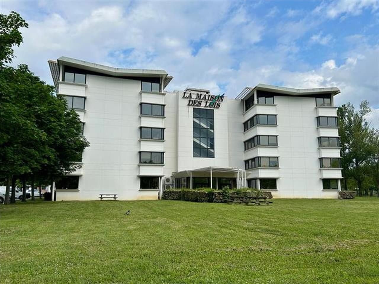 Notre agence à le plaisir de vous proposer une op