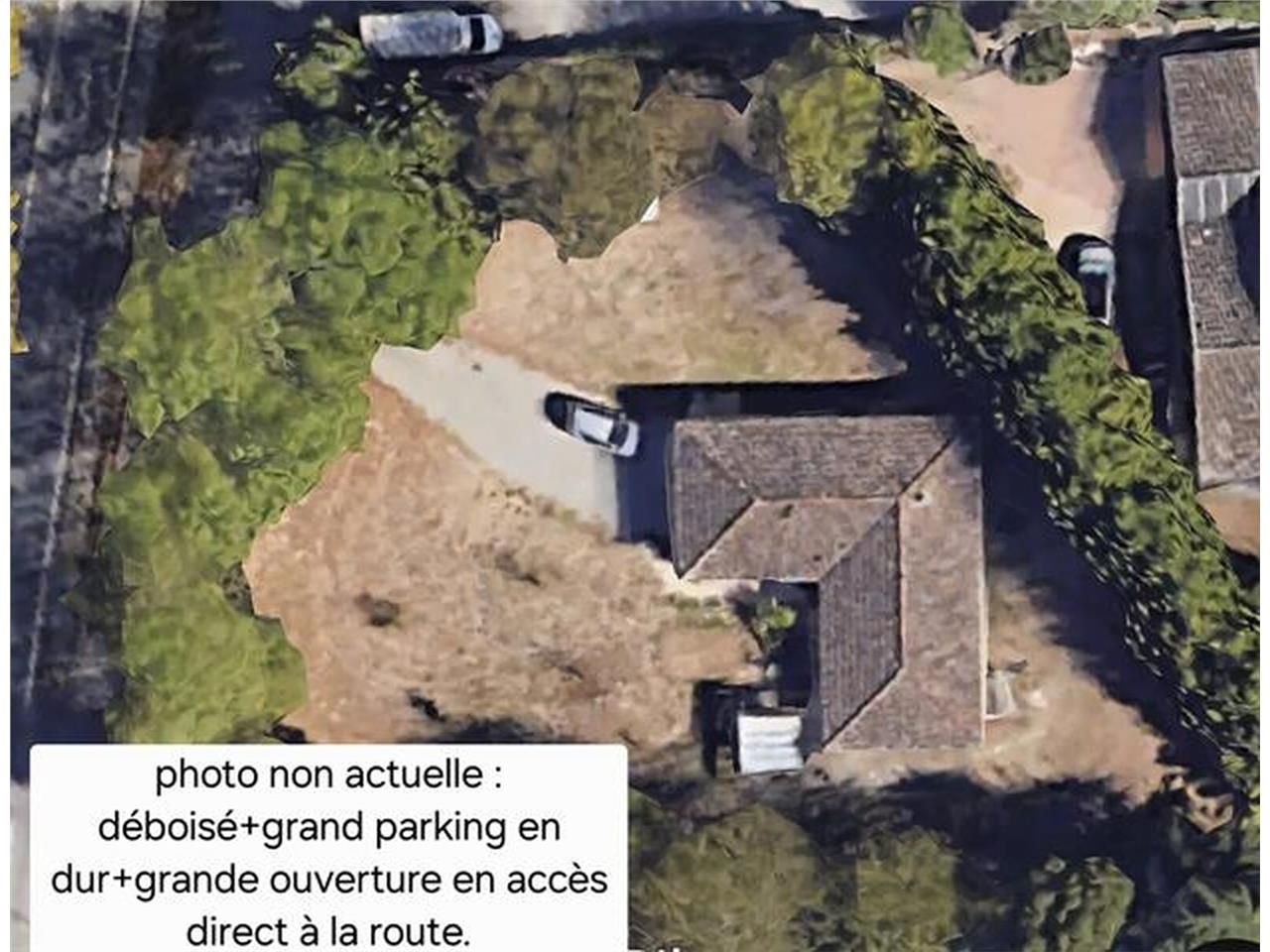 Nous vous proposons un foncier d'une surface de 1