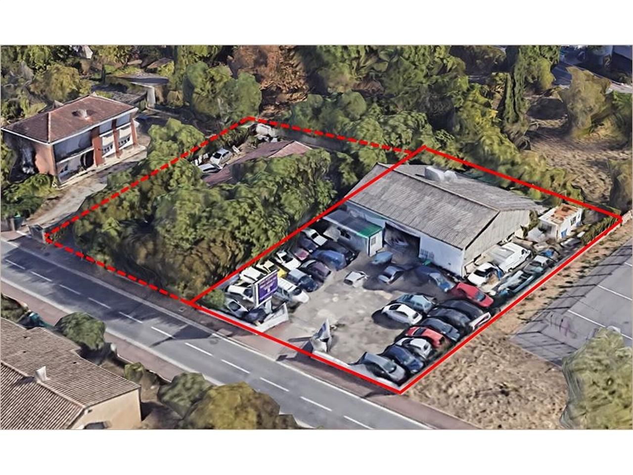 Bâtiment d'activités indépendant à vendre, à prox