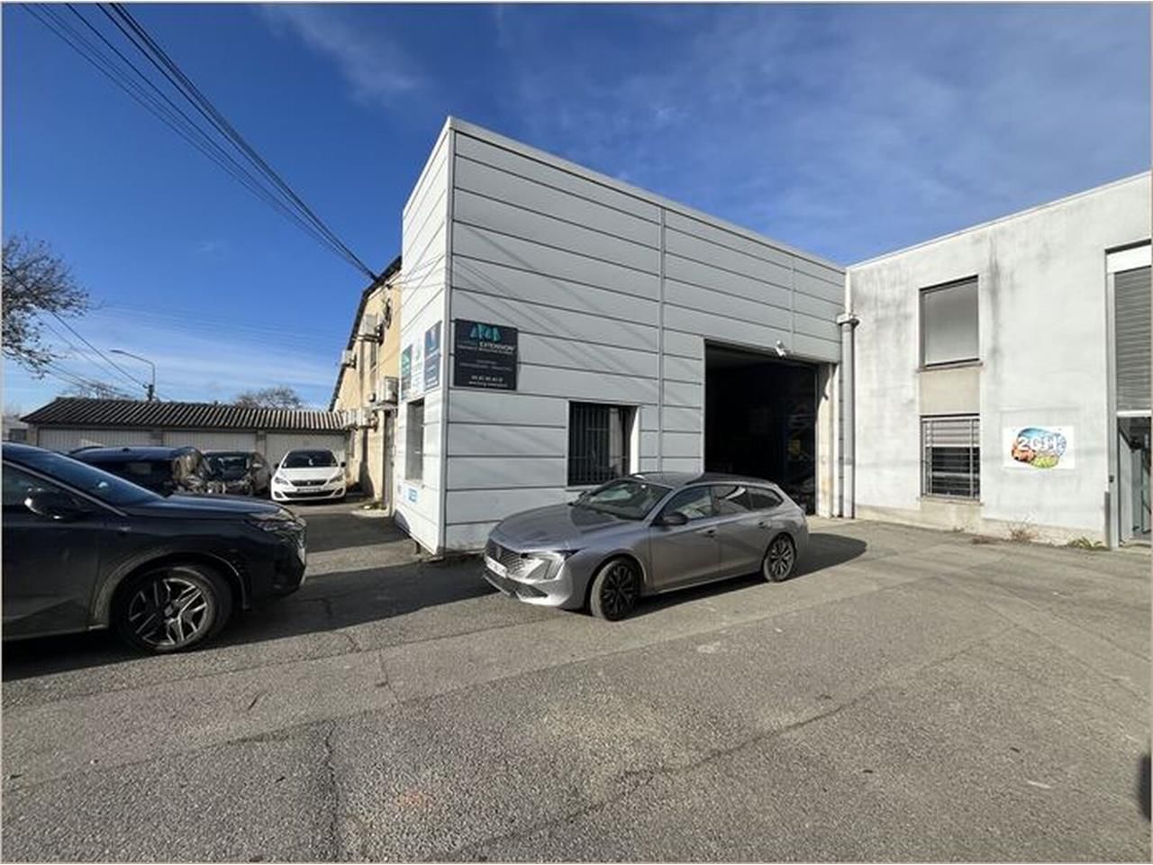 Local d'activités à sous-louer, idéal pour une co