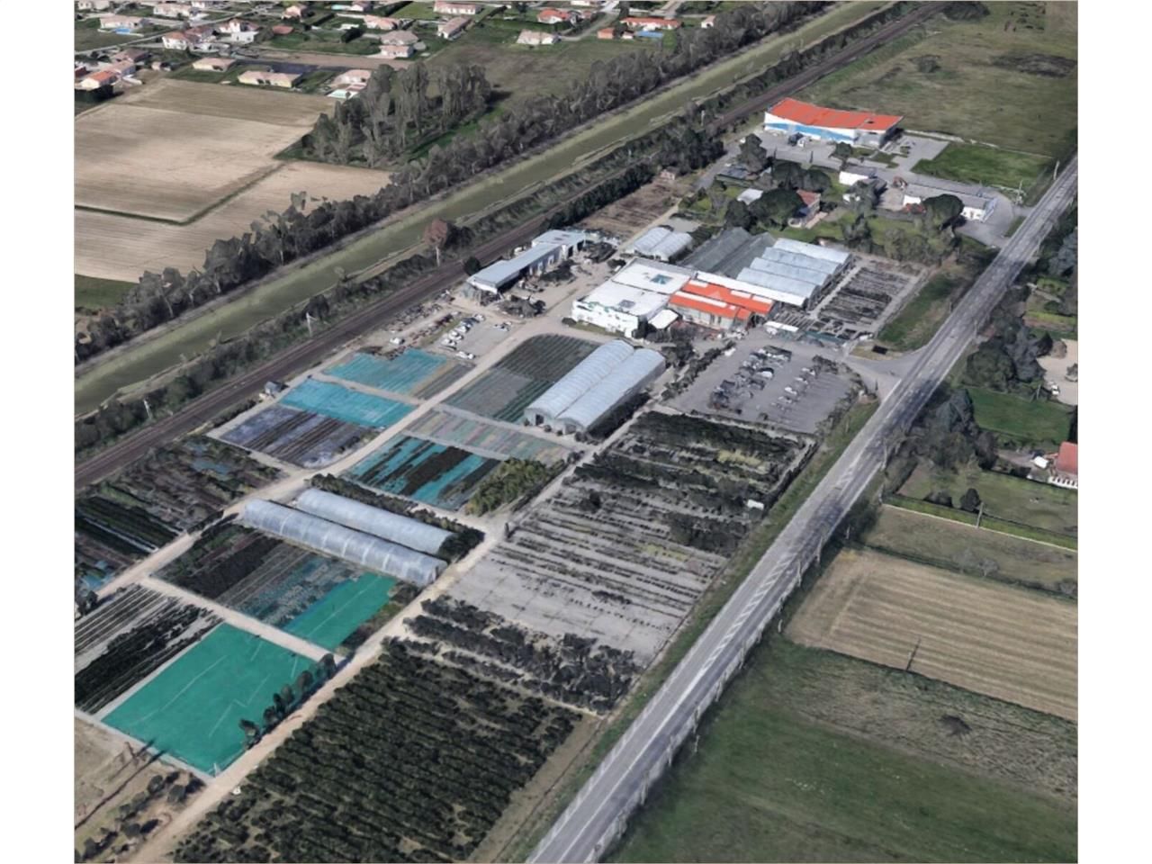 Terrain à vendre, au nord de Toulouse, à proximit