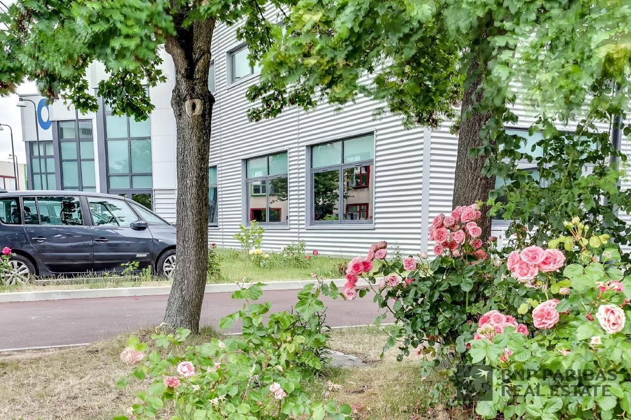 1623 m² pour ce pme-pmi en location à Ivry-sur-seine