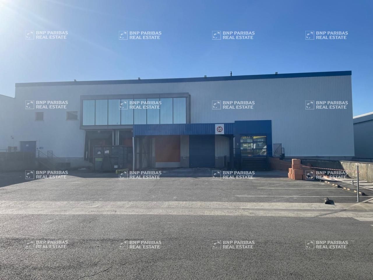 Location Activité 2250 m² non divisibles 59290 Wasquehal