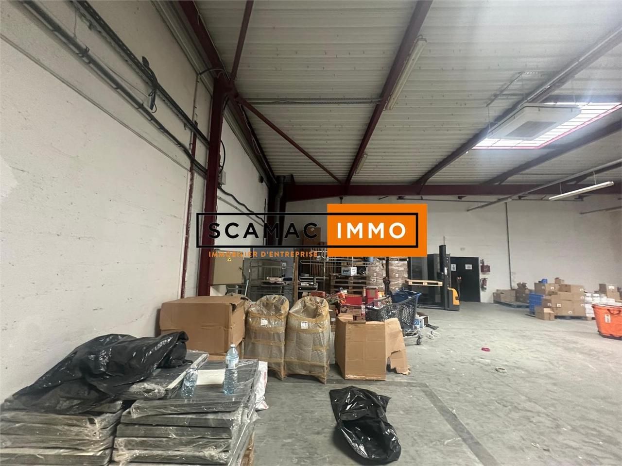 Local d'activités de 674m²