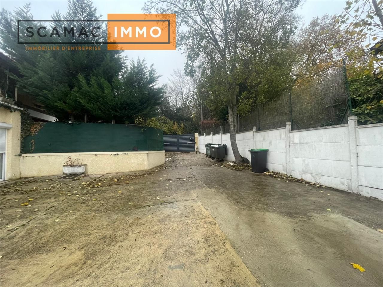 Local d'activités de 523m²