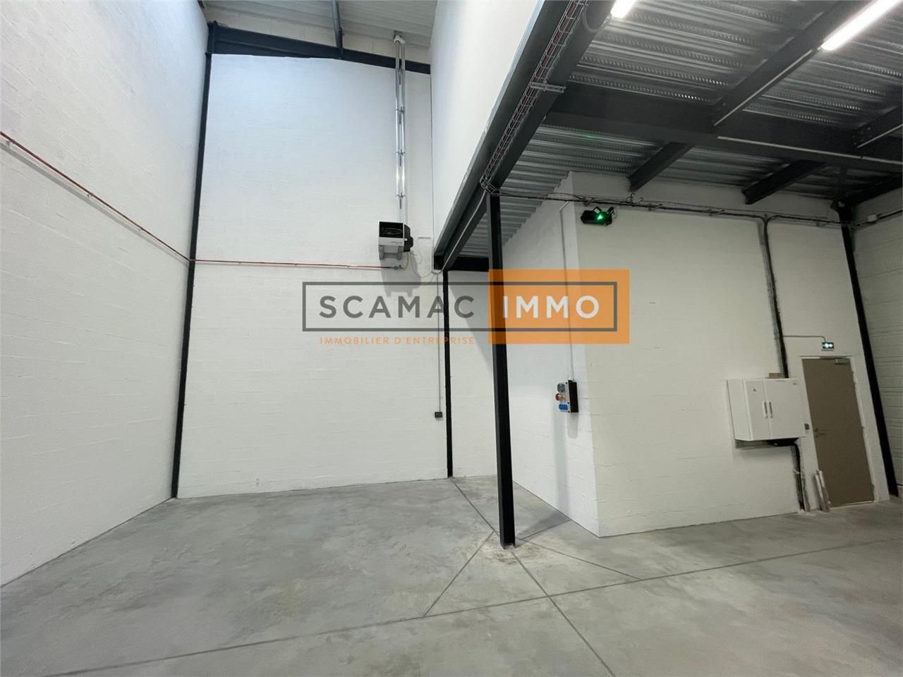 Local d'activités de 250m²