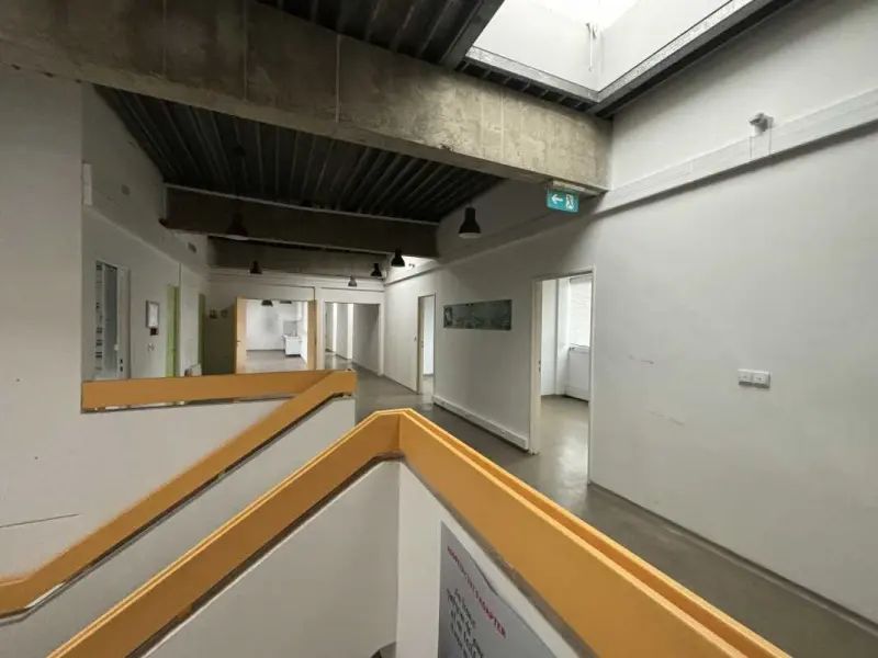 Local d'activités de 1100m²