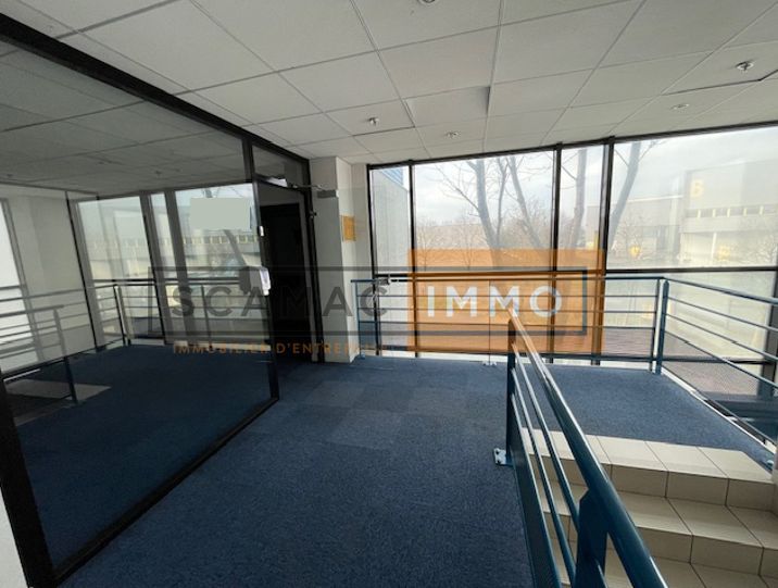 Location Bureaux 307 m² non divisibles