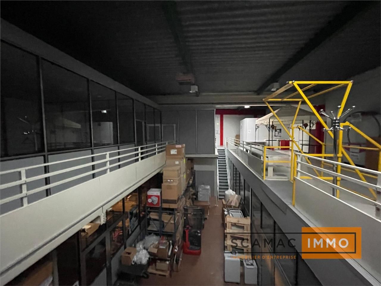 Location Entrepôt 769 m² non divisibles