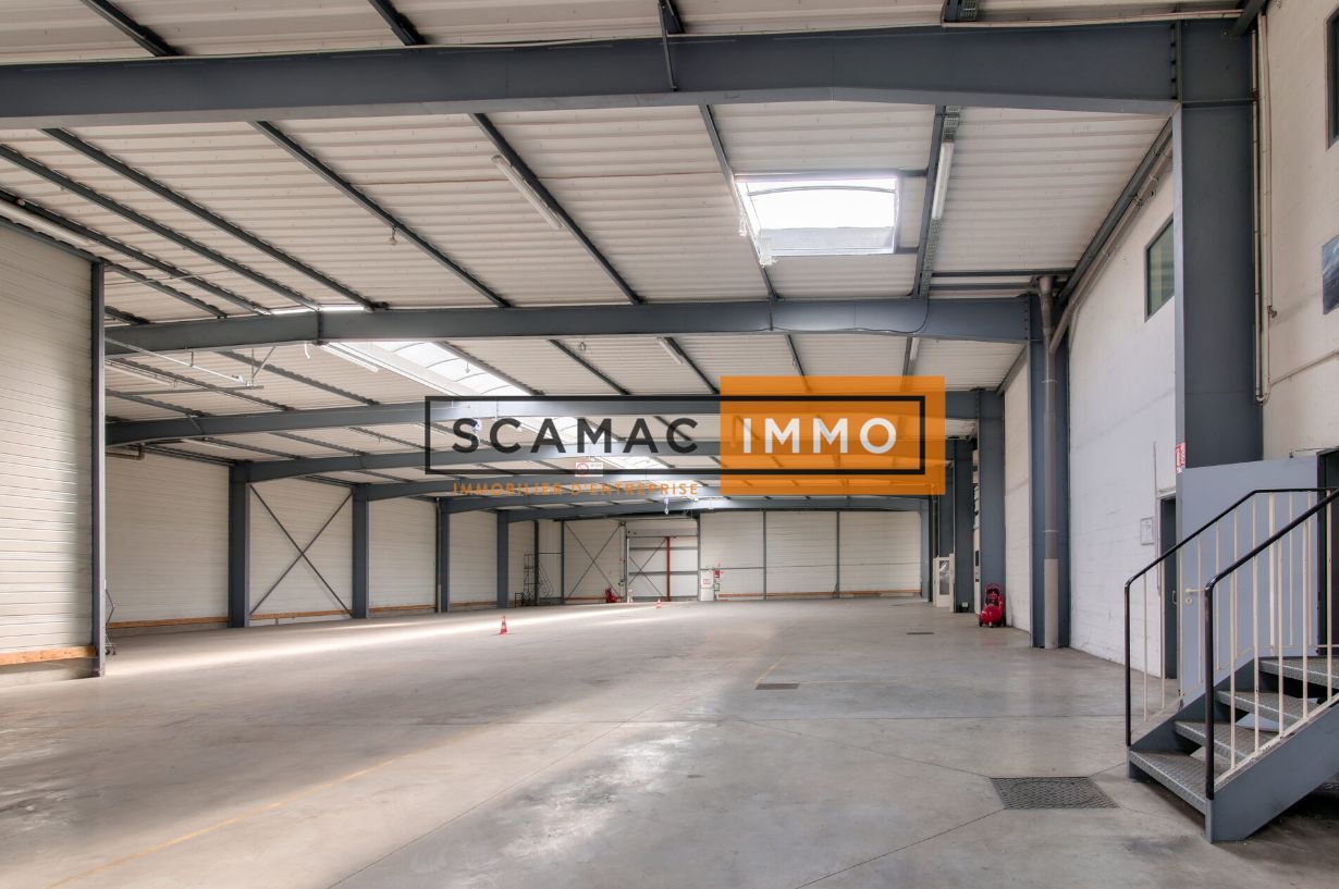 Location Local d'activités 3437 m² non divisibles