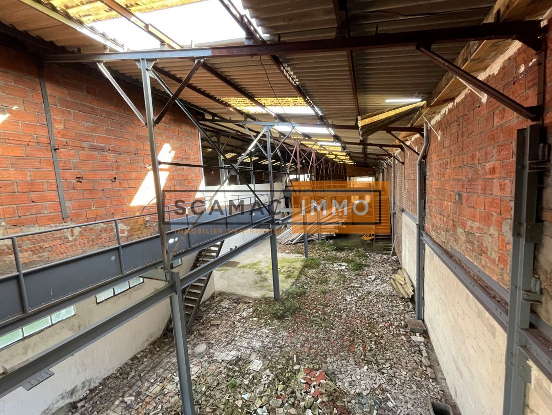 Vente Local d'activités 1100 m² non divisibles