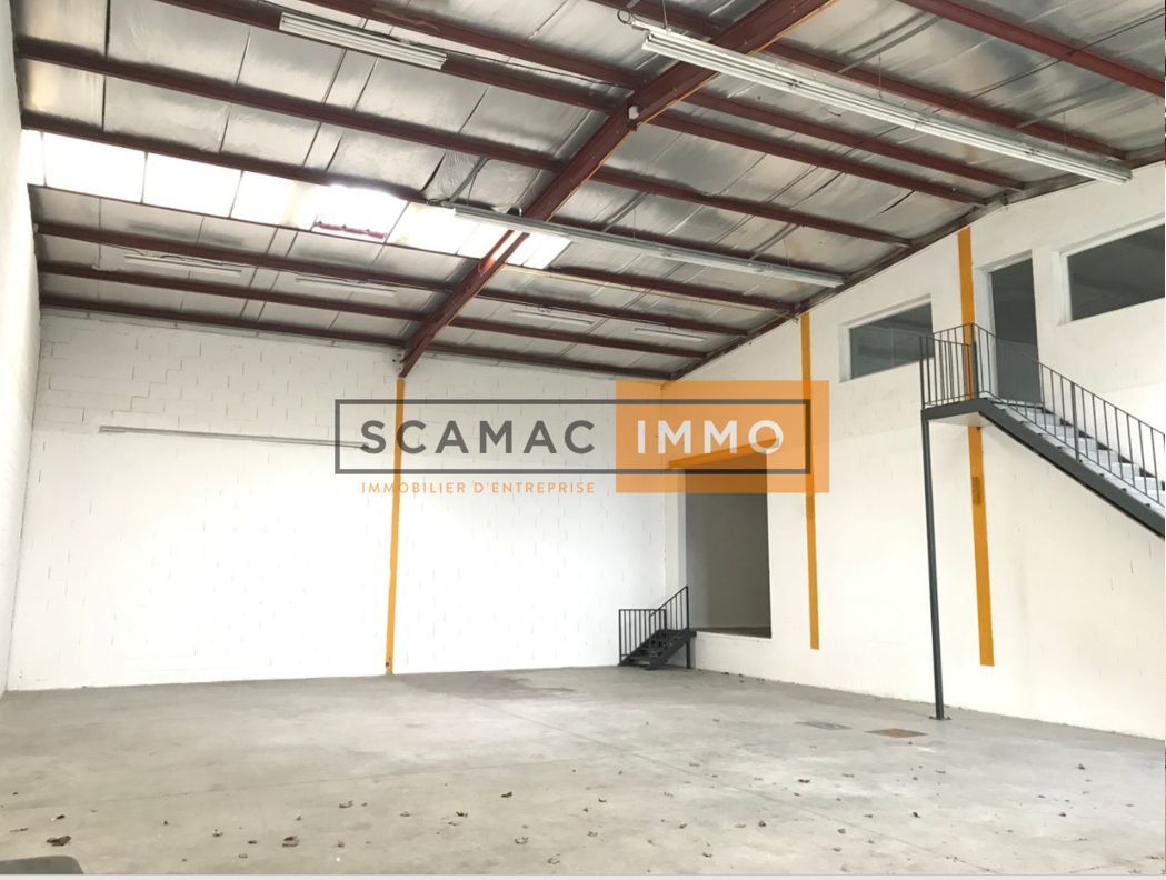 Location Local d'activités 407 m² non divisibles