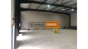 Local d'activités de 700m²