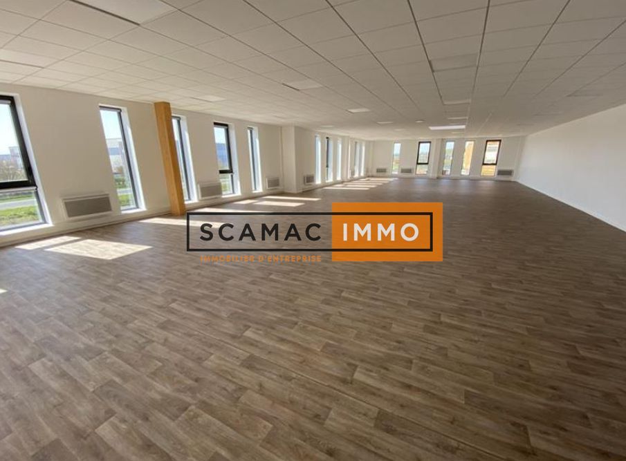 Local d'activités de 1742m²