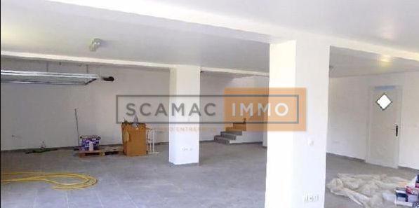 Location Local d'activités 441 m² non divisibles