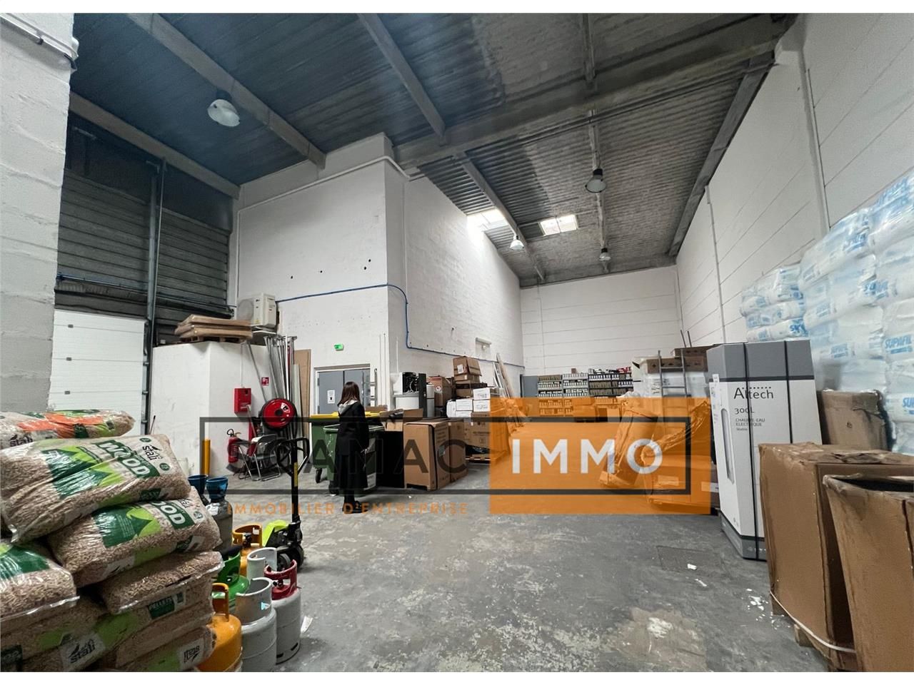 Location Local d'activités 408 m² non divisibles
