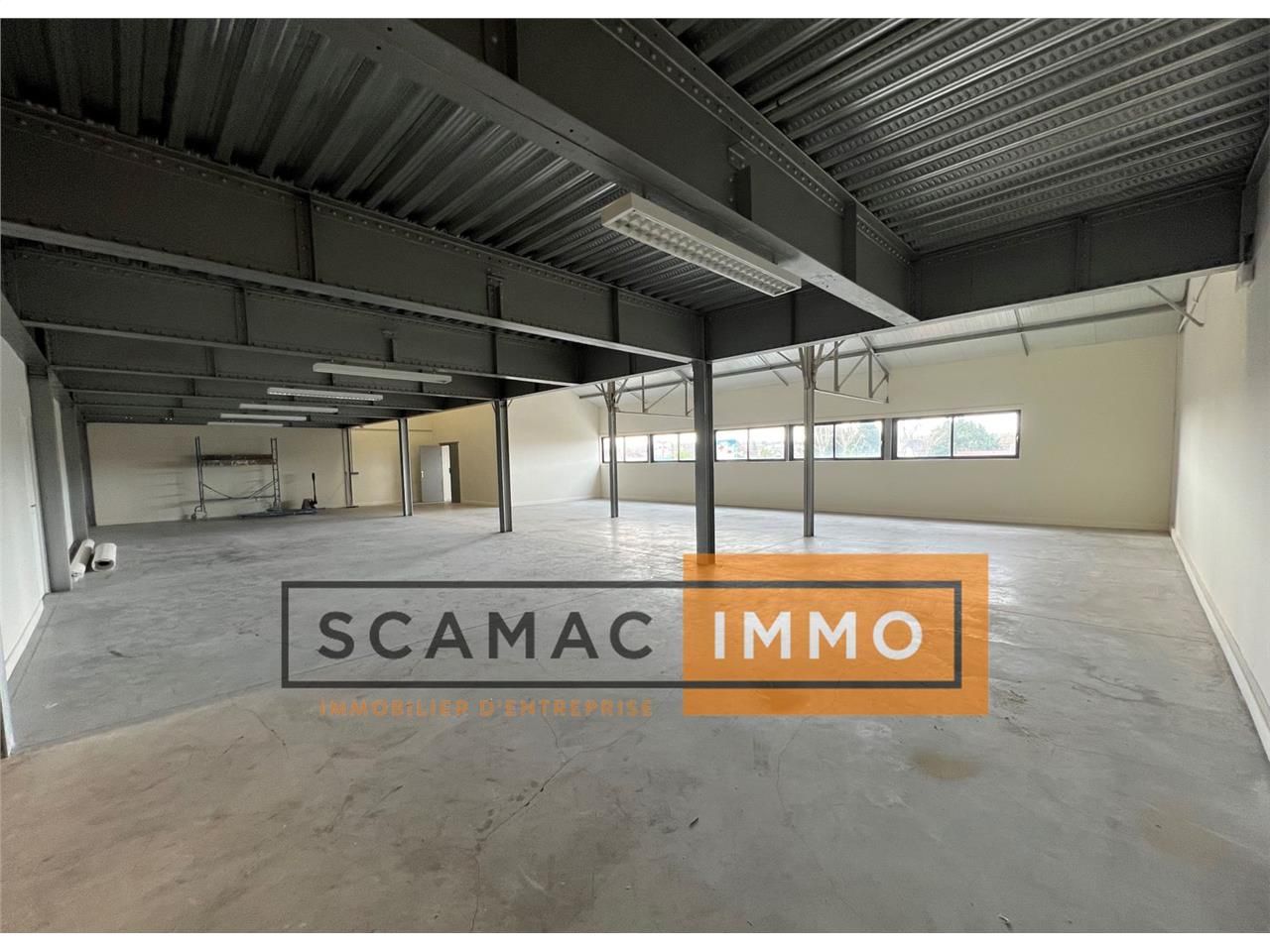 Local d'activités de 411m²