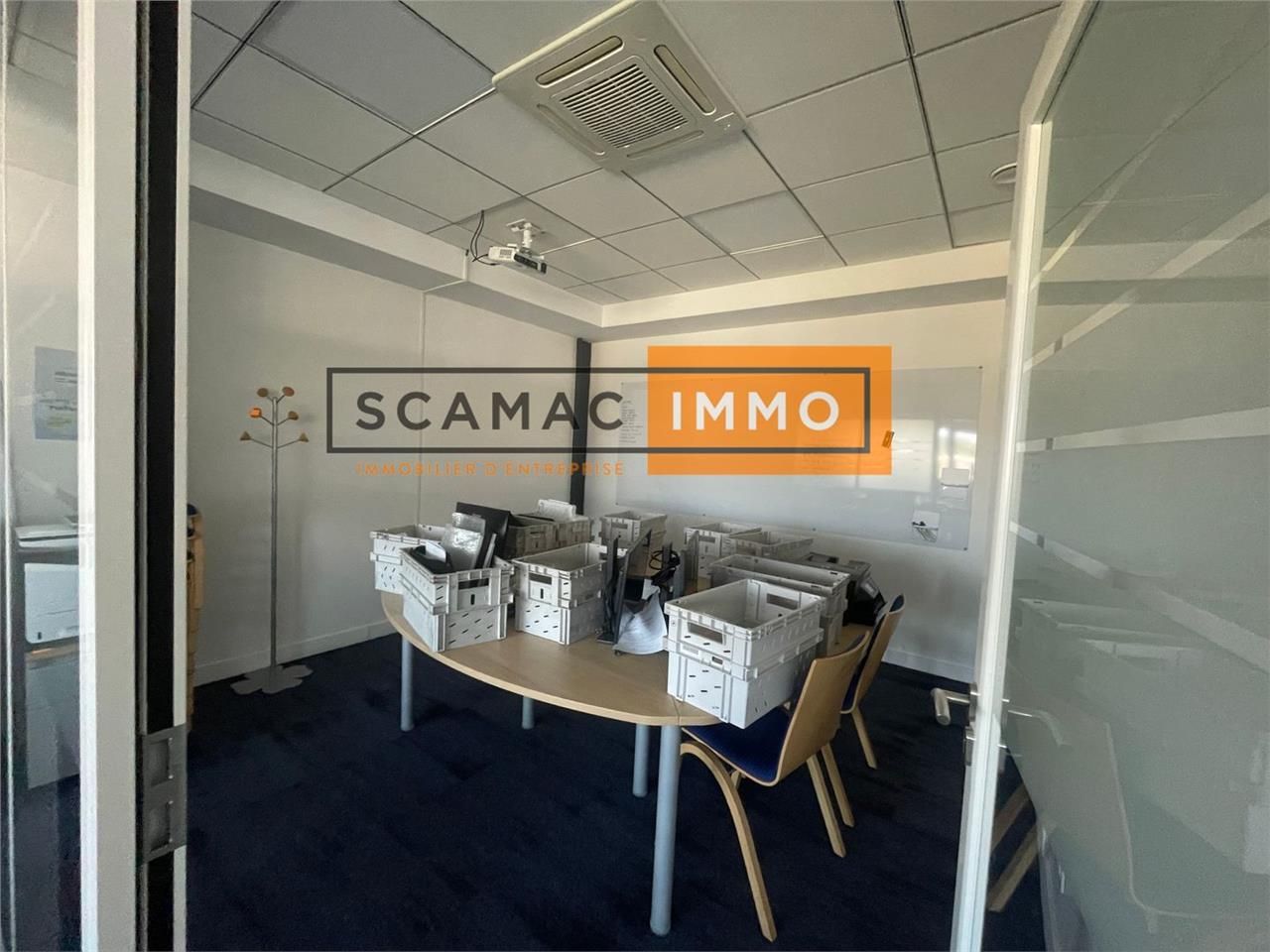 Locaux mixtes de 430m²