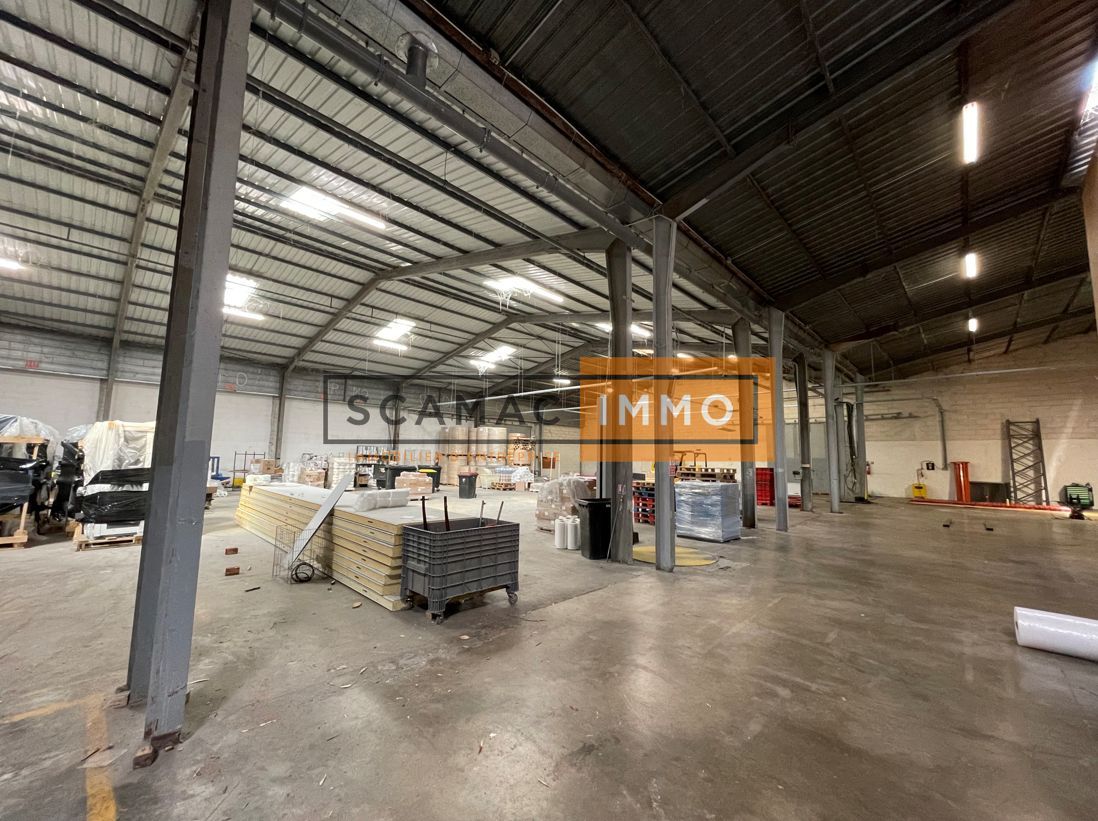Local d'activités de 1400m²