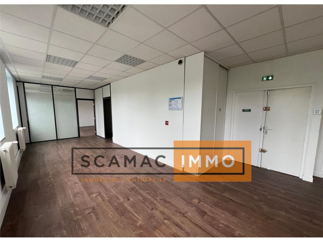 Bureau de 123m²