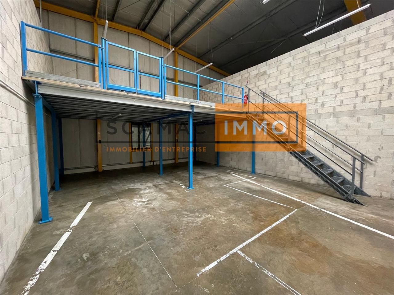 Location Local d'activités 179 m² non divisibles