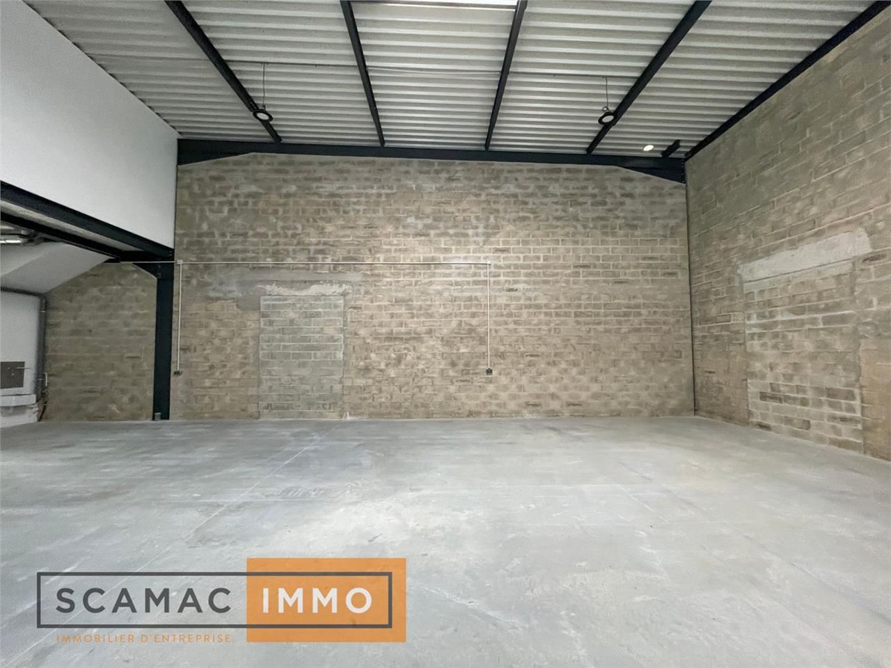 Local d'activités de 270m²