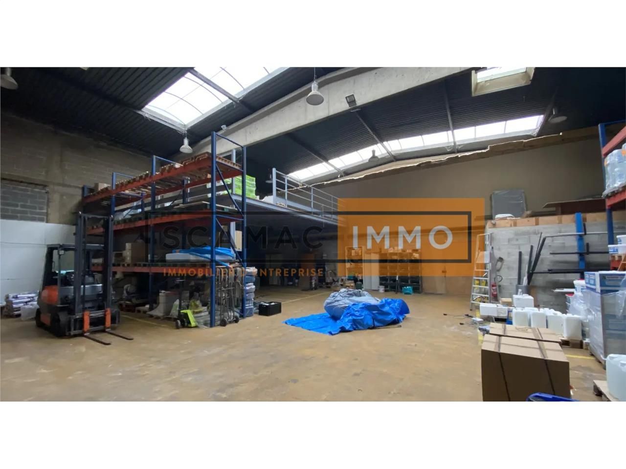 Vente Local d'activités 824 m² non divisibles