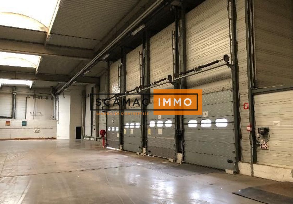 Entrepôt de 4370m²