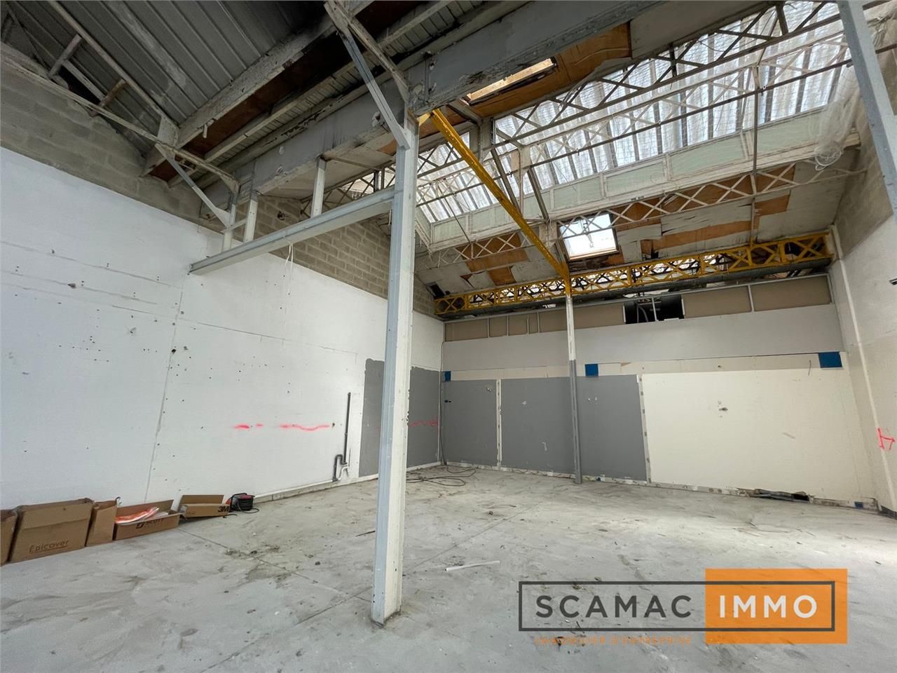 Entrepôt de 2974m²