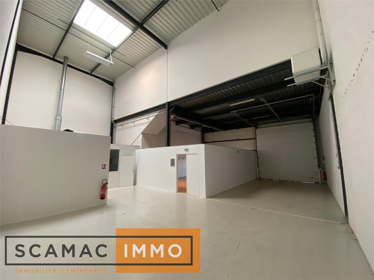 Local d'activités de 363m²