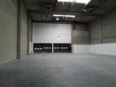 Local d'activités de 1064m²