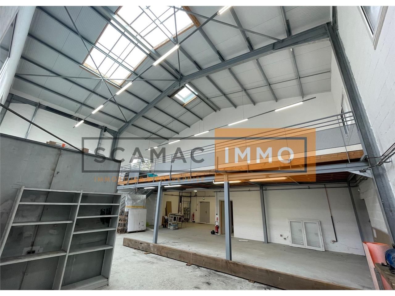 Location Entrepôt 500 m² non divisibles