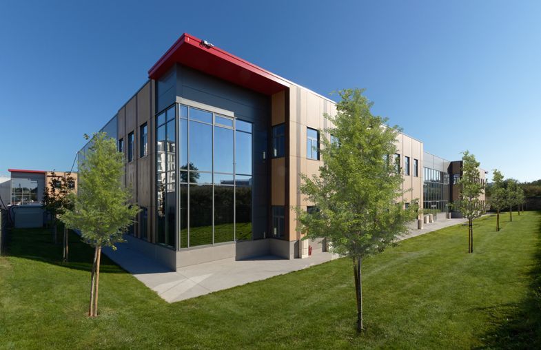 Location Local d'activités 332 m² non divisibles