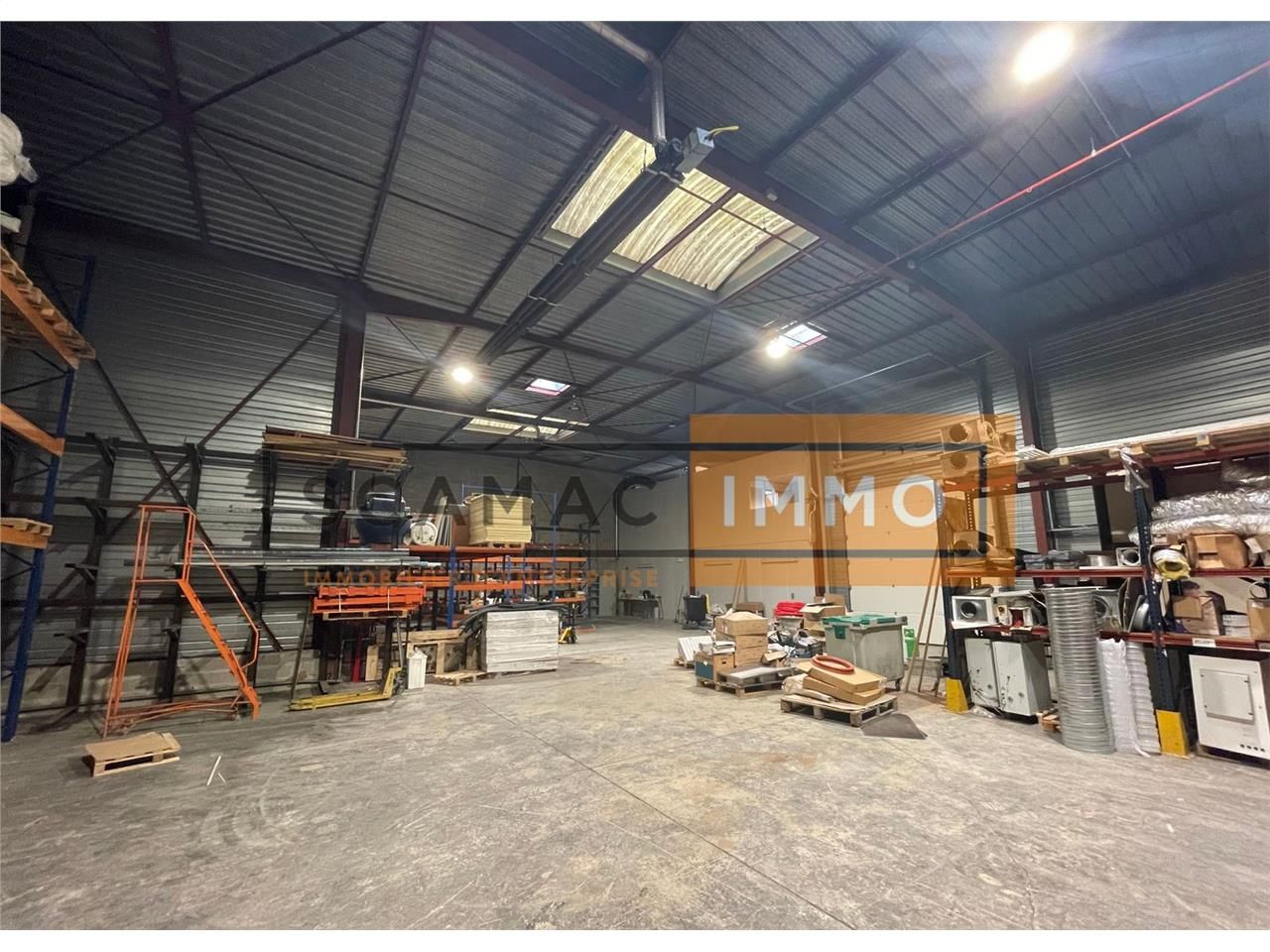 Location Local d'activités 541 m² non divisibles