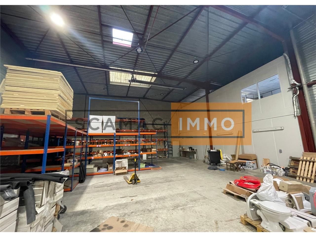 Local d'activités de 541m²