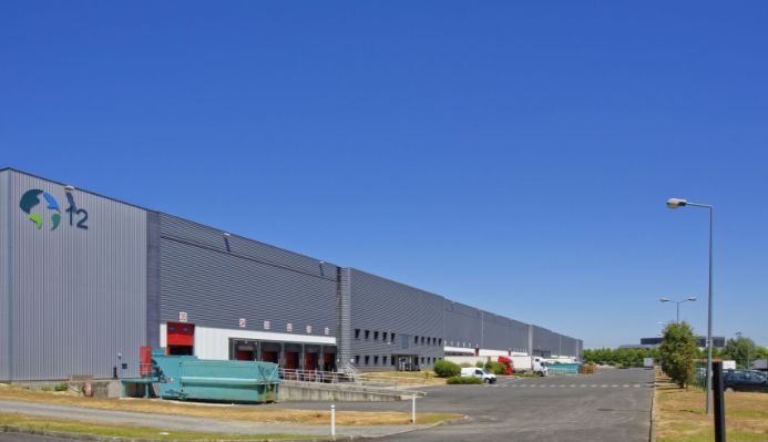 Entrepôt de 11495m²