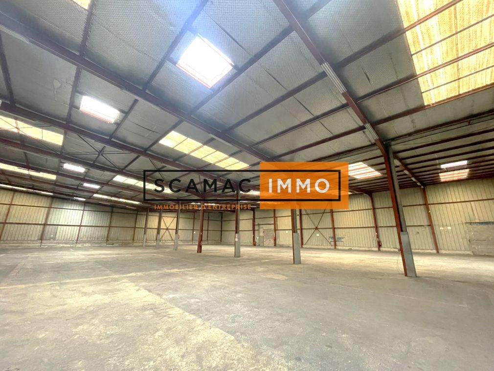 Local d'activités de 3000m²