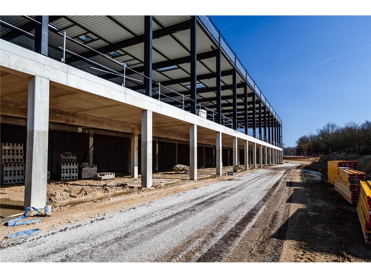 Location Local d'activités 187 m² non divisibles